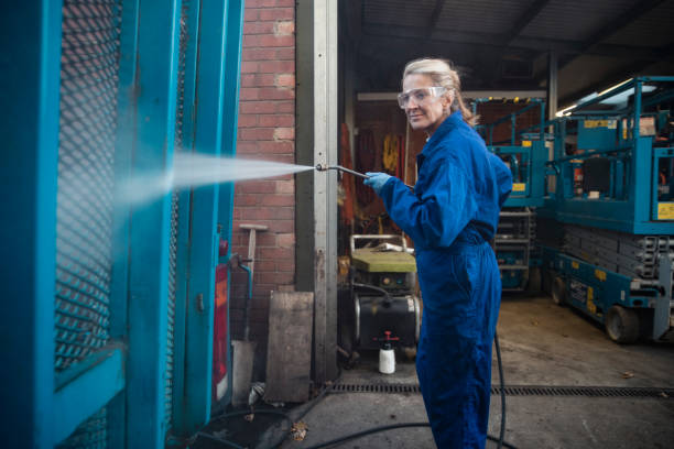 Best Roof Power Washing Services  in Uniondale, NY