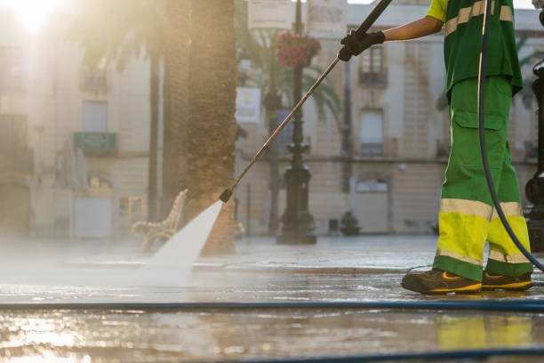 Best Pressure Washing Driveway  in Uniondale, NY